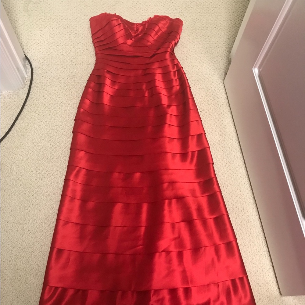 Bcbgmaxazria prom dress